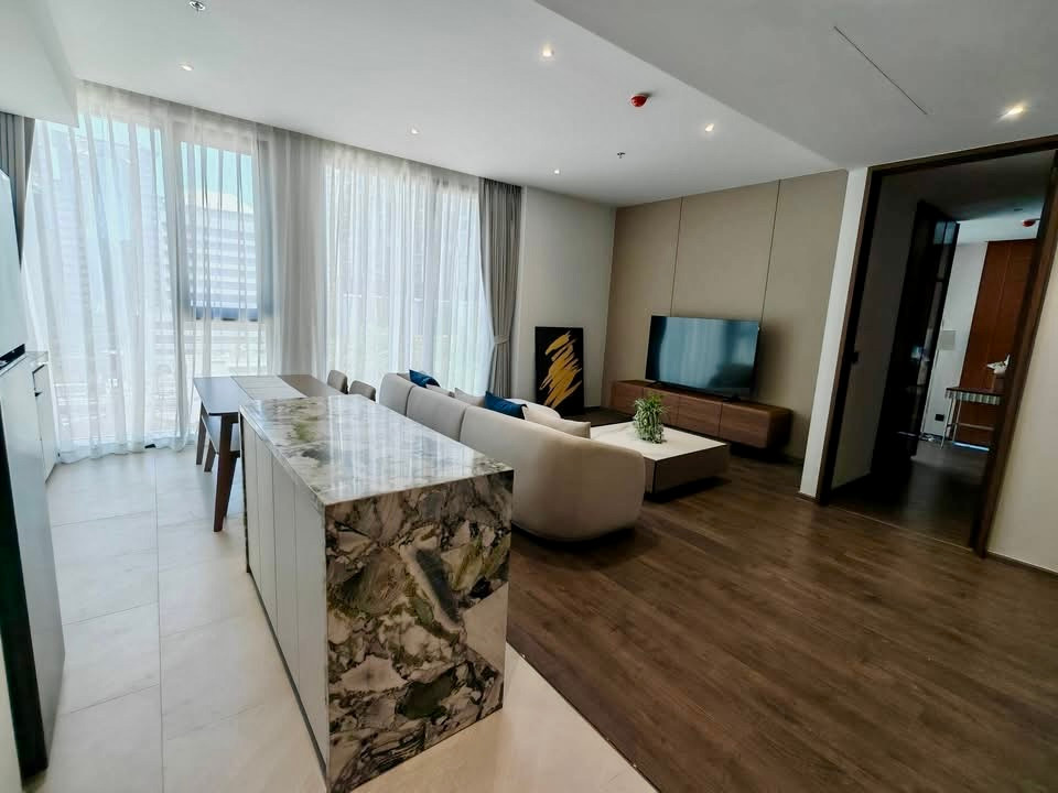 FOR #RENT | ROMM Convent ✨ BRAND NEW Luxury Residence 📍 Opposite BNH Hospital | Prime Sathorn Location – รูปที่ 2