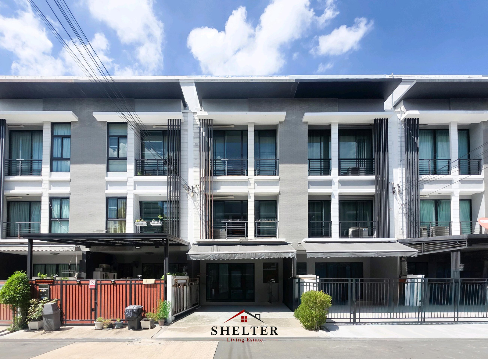 ขาย/เช่า ทาวน์โฮม 3 ชั้น ใกล้โรงเรียนนานาชาติ SISB เข้าเมืองเอกมัย-ทองหล่อ 15 นาที ขาย/เช่า ทาวน์โฮม 3 ชั้น ใกล้โรงเรียนนานาชาติ SISB เข้าเมืองเอกมัย-ทองหล่อ 15 นาที