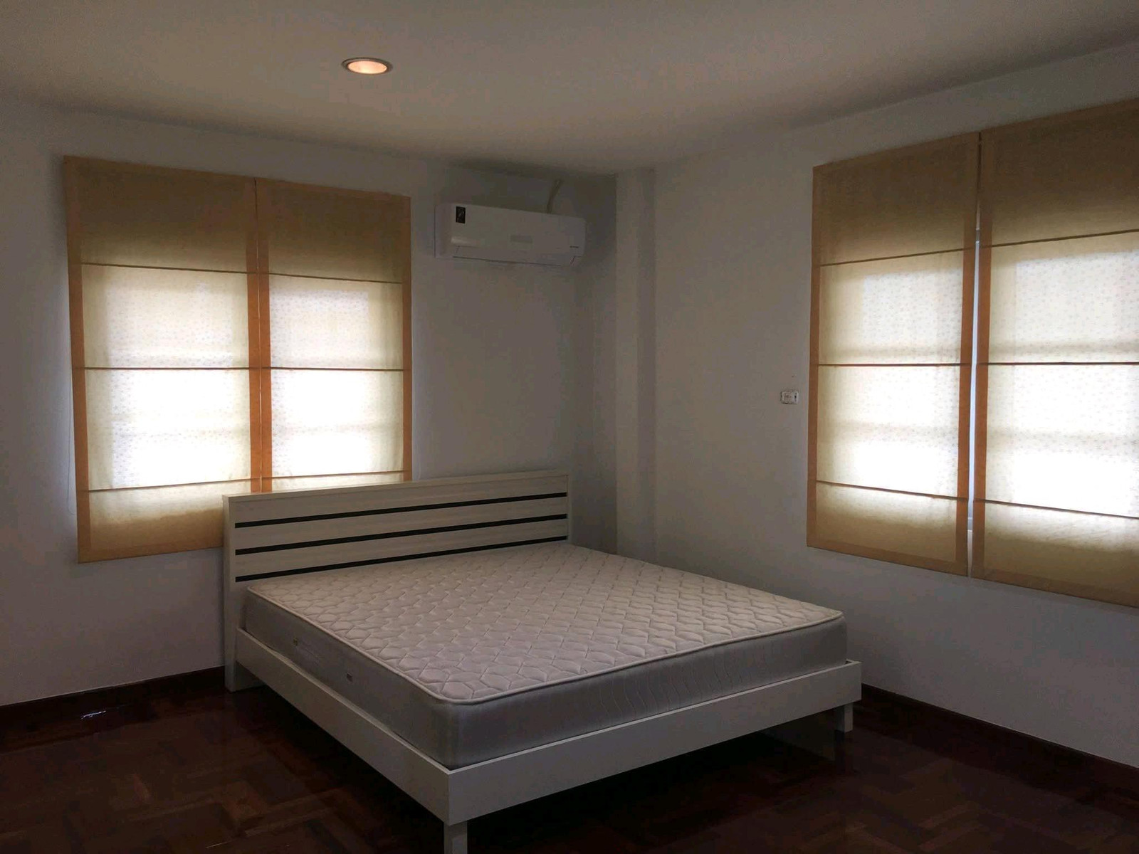 บ้านเช่า พร้อมเฟอร์ พร้อมอยู่
ถ.รามอิทรา34 ใกล้เรียบด่วนรามอินทราวัชระพลอาจณรงค์ ใกล้เช่า 36,000บ – รูปที่ 4