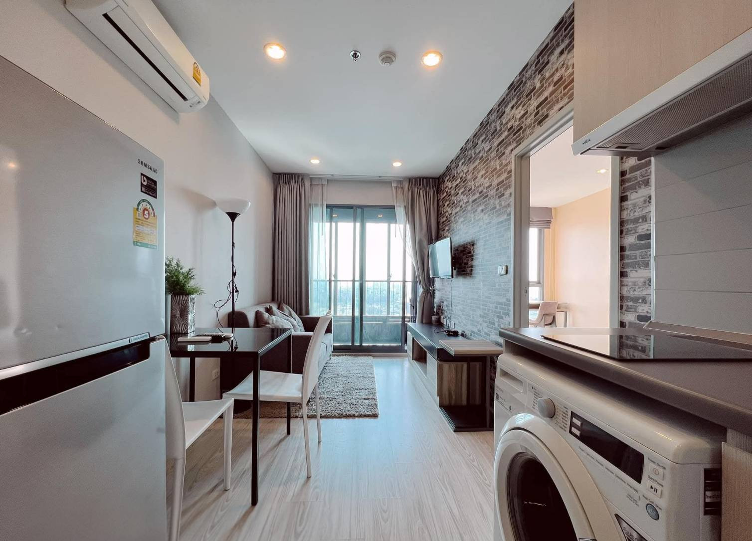 Rent 1 bedroom, 1 bathroom, Ideo Mobi Sukhumvit Eastgate | Ideo Mobi Sukhumvit Eastgate Rent 1 bedroom, 1 bathroom, Ideo Mobi Sukhumvit Eastgate | Ideo Mobi Sukhumvit Eastgate