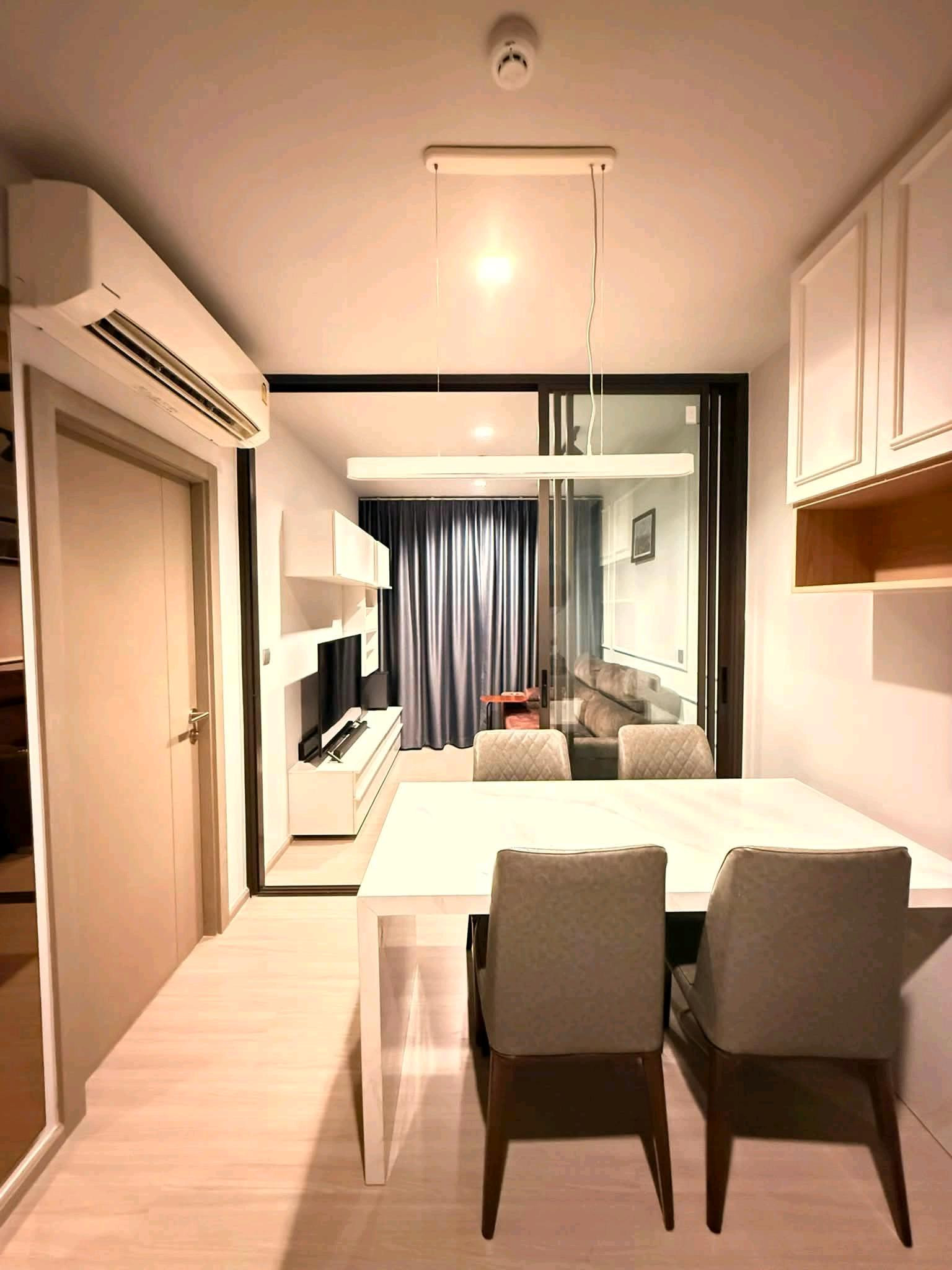 69 07 612
ขายคอนโด Life Asoke Rama 9 
