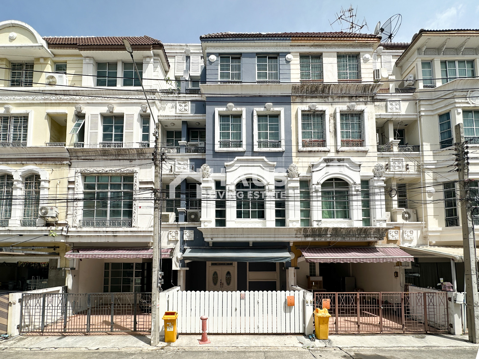 🔥 Townhome for sale Baan Klang Mueang The Paris Ratchavipha 🔥 Baan Klang Mueang The Paris Ratchavipha / 4 bedrooms #TPCC070 🔥 Townhome for sale Baan Klang Mueang The Paris Ratchavipha 🔥 Baan Klang Mueang The Paris Ratchavipha / 4 bedrooms #TPCC070