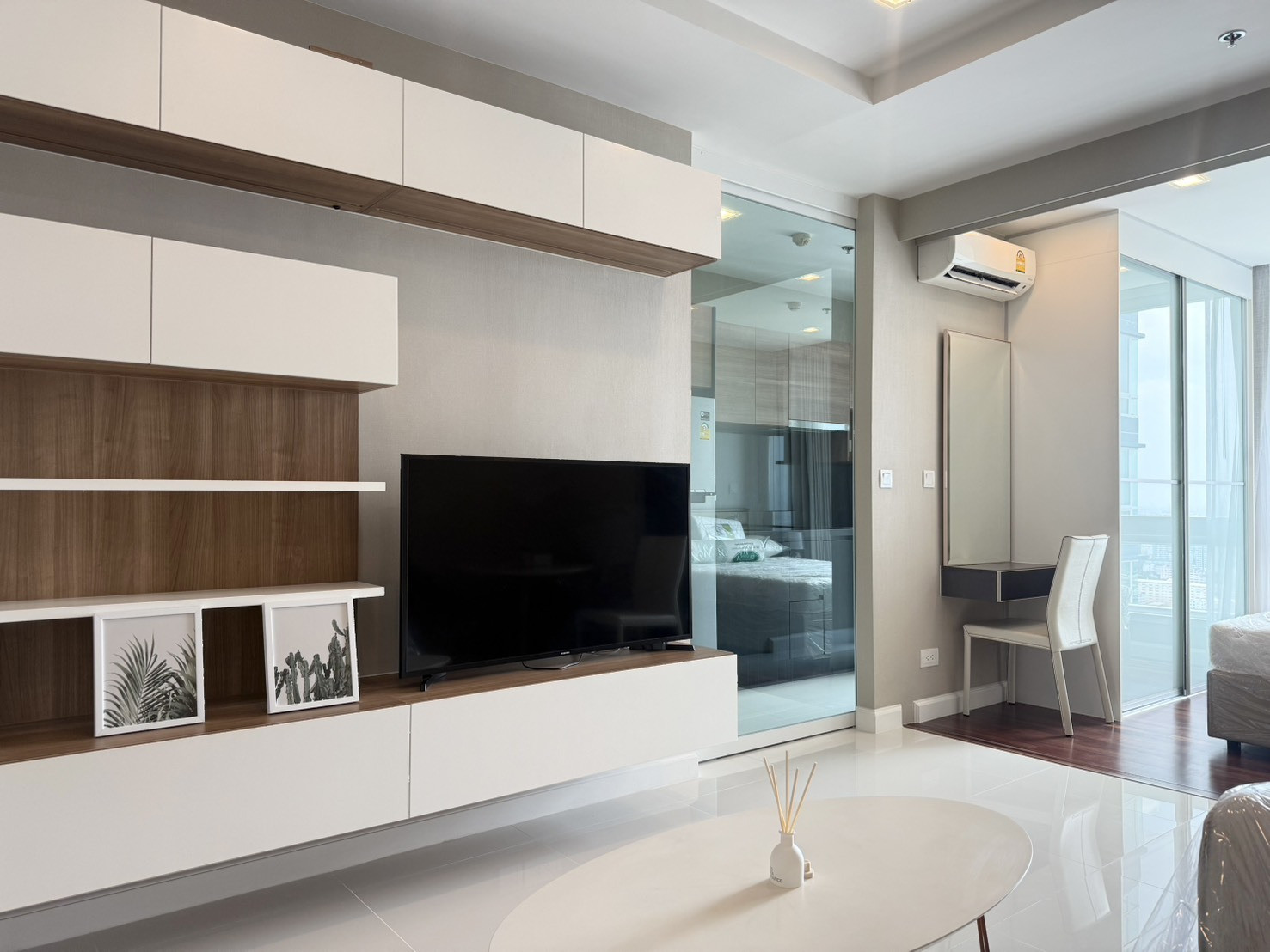 Rare High-Floor 1BR at The Metropolis Samrong with City Skyline View - Value Deal - U6233318 Rare High-Floor 1BR at The Metropolis Samrong with City Skyline View - Value Deal - U6233318