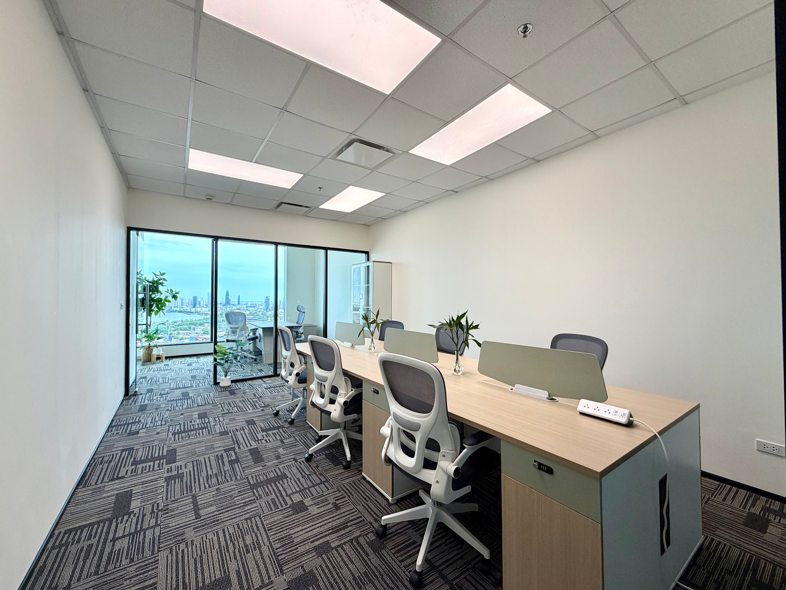 Serviced Office ใหม่, วิวแม่น้ำ, 200ม.จาก MRT คลองเตย Serviced Office ใหม่, วิวแม่น้ำ, 200ม.จาก MRT คลองเตย