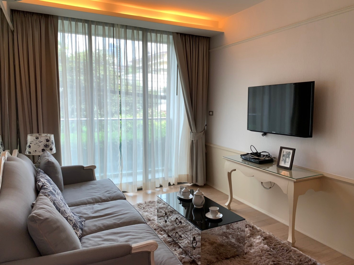 !! Beautiful room for rent, Condo Via 49, near BTS Thonglor.