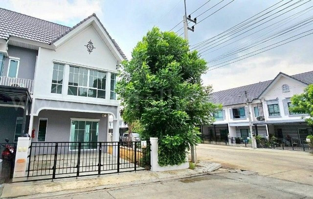 ทาวน์โฮม โมดิวิลล่า รังสิต คลอง 7 หลังมุม โครงการติดถนน รังสิต-นครนายก ถูกมาก – รูปที่ 2