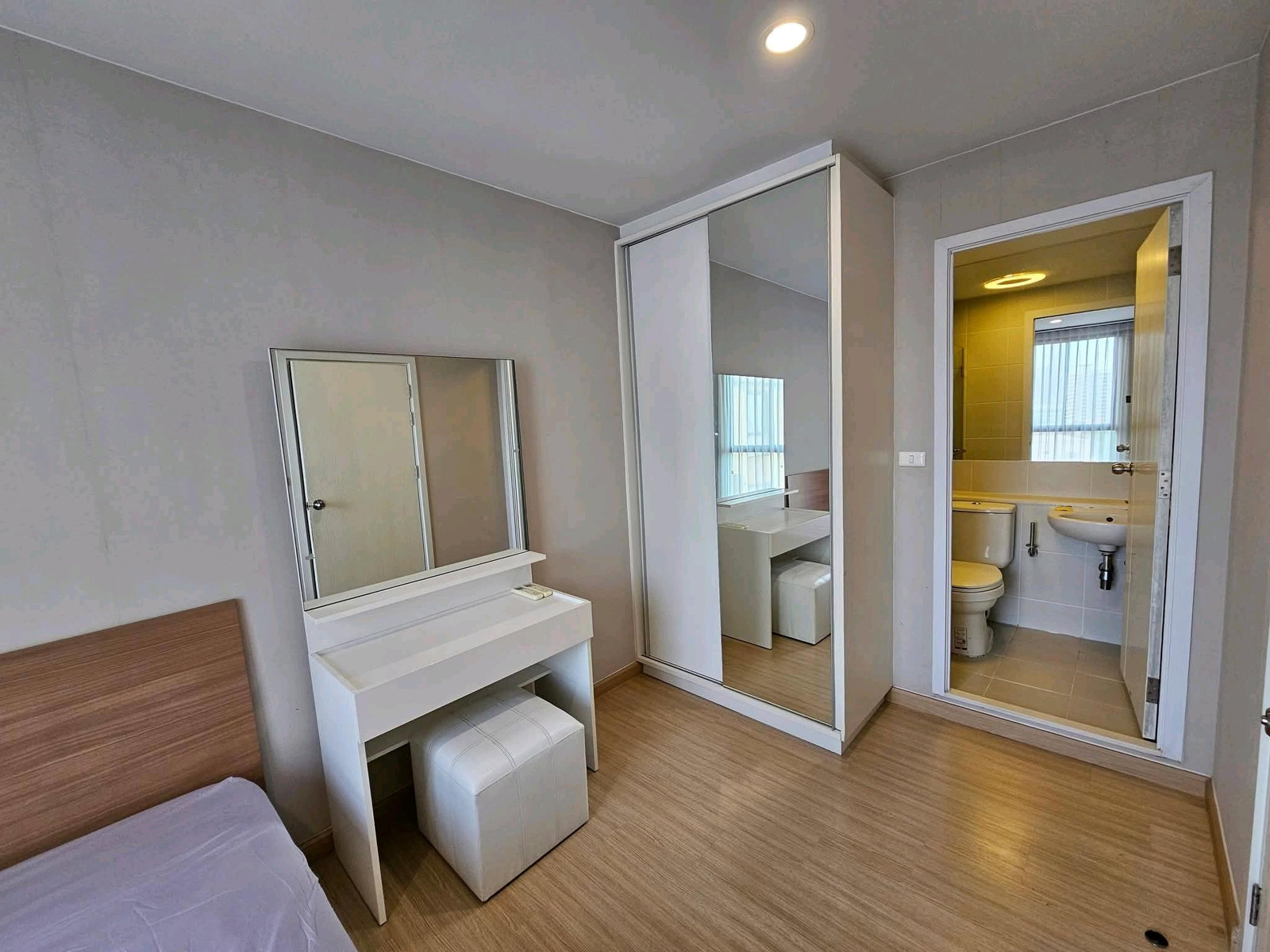 69 07 614
ขายคอนโด The Tree Onnut Station – รูปที่ 3