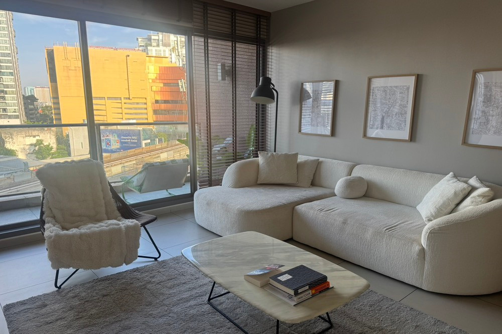 🔥 เช่าด่วน !!🔥The Lofts Ekkamai, 2 ห้องนอน, 2 ห้องน้ำ, ห้องไซส์ใหญ่, ทำเลดี !! Code C20260700002 แต่งครบ, พร้อมเข้าอยู่ 📣📣