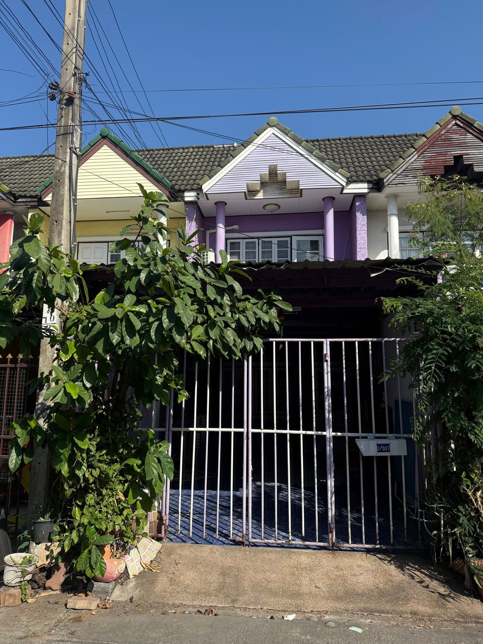 ✅ Townhouse for sale Manorom Village, 4 Soi along Khlong Song 19, good location, near Safari World, convenient travel, there is a minibus passing in front of the house📍 ✅ Townhouse for sale Manorom Village, 4 Soi along Khlong Song 19, good location, near Safari World, convenient travel, there is a minibus passing in front of the house📍
