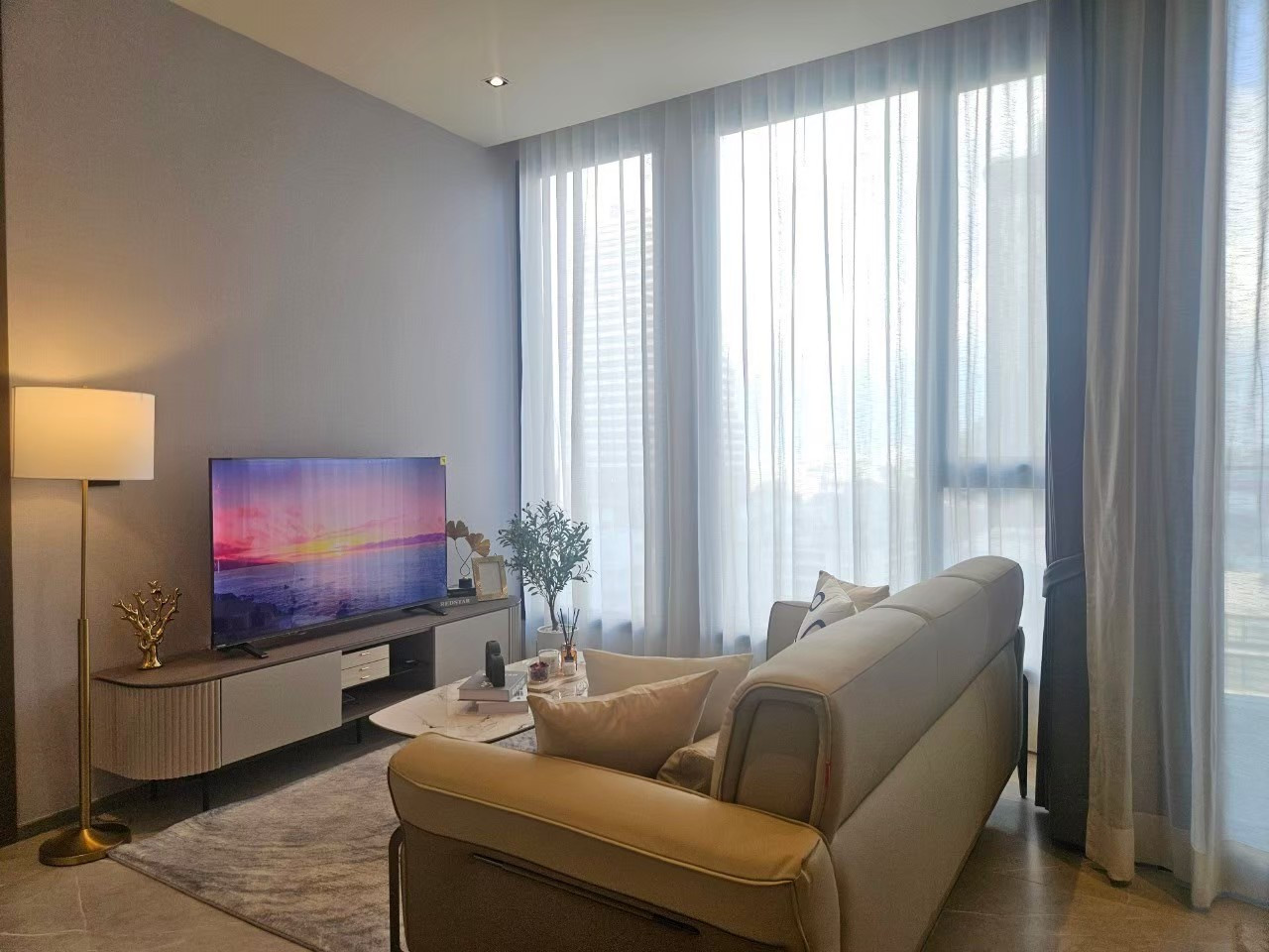 โอกาสที่หายาก: 2BR ตกแต่งครบครันครั้งสุดท้ายที่เหลืออยู่พร้อมวิวแบบเปิดโล่งที่ Hyde Heritage ทองหล่อ – รูปที่ 4