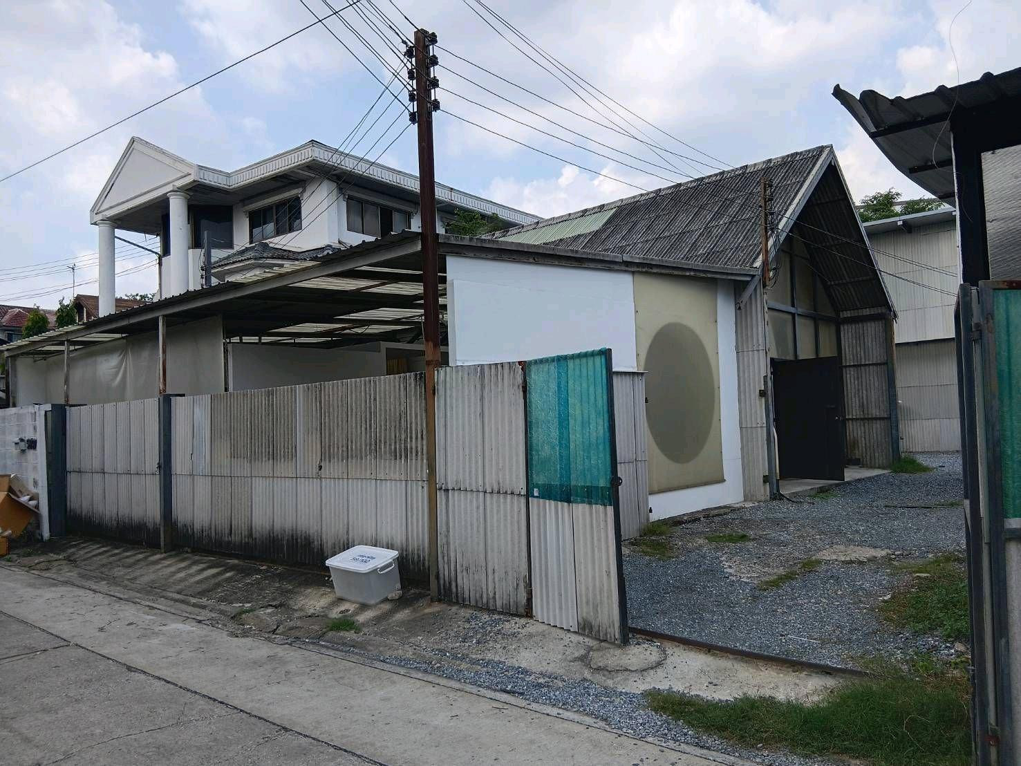 โกดังลาดพร้าว35 ให้เช่า 28,000บ
เหมาะทำออฟฟิต ตกแต่งเรียบร้อย สภาพดี 1นอน 1น้ำ
โกดัง2ชั้น  – รูปที่ 2