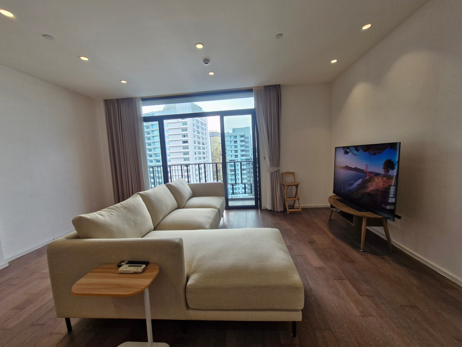 คอนโดเลี้ยงสัตว์ได้ใจกลางเมือง Luxury Pet-friendly Condominium in Asoke , High Floor with the best Price 🔥 คอนโดเลี้ยงสัตว์ได้ใจกลางเมือง Luxury Pet-friendly Condominium in Asoke , High Floor with the best Price 🔥