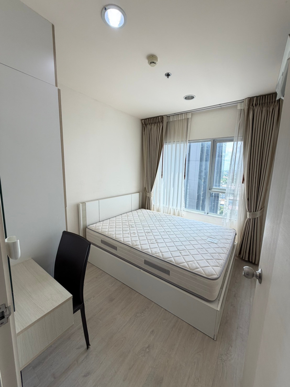 FQ Condo for sale Aspire Ratchada–Wongsawang, 2 bedrooms, 45 sq m, near MRT Wong Sawang, only 3 million baht. FQ Condo for sale Aspire Ratchada–Wongsawang, 2 bedrooms, 45 sq m, near MRT Wong Sawang, only 3 million baht.
