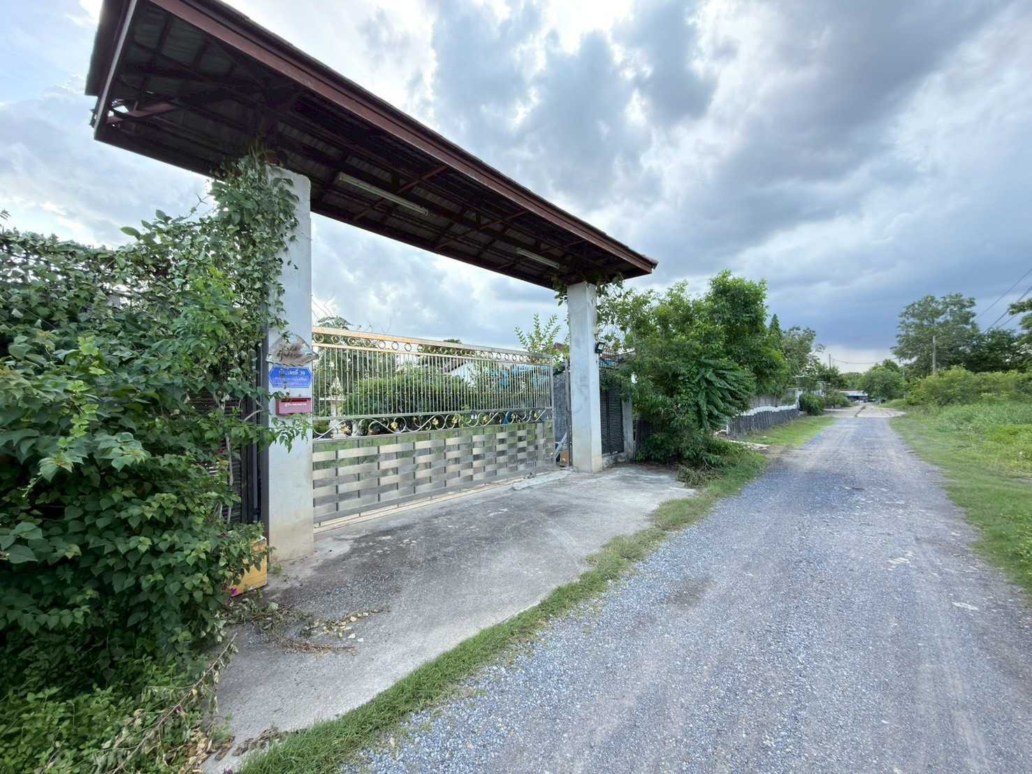 ขายบ้านพร้อมโกดังผืนใหญ่ 1 ไร่กว่า ย่านคลองสามวา ทำเลเด่น – รูปที่ 2