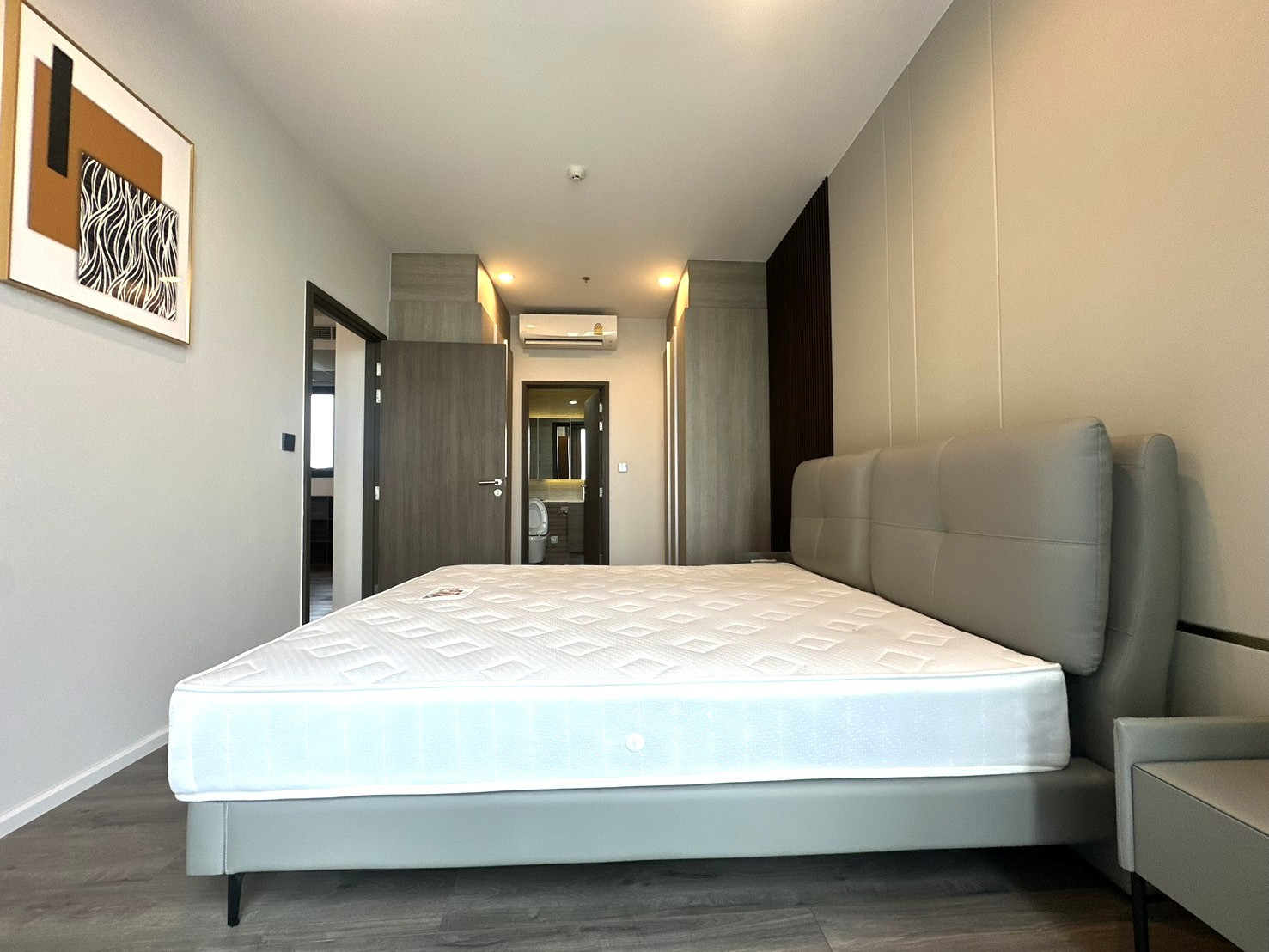 For rent Whizdom Essence พร้อมเฟอร์และเครื่องใช้ไฟฟ้า ชั้นสูง ขนาด 33.84 sq.m. 1 bedroom @20,000 Baht – รูปที่ 2