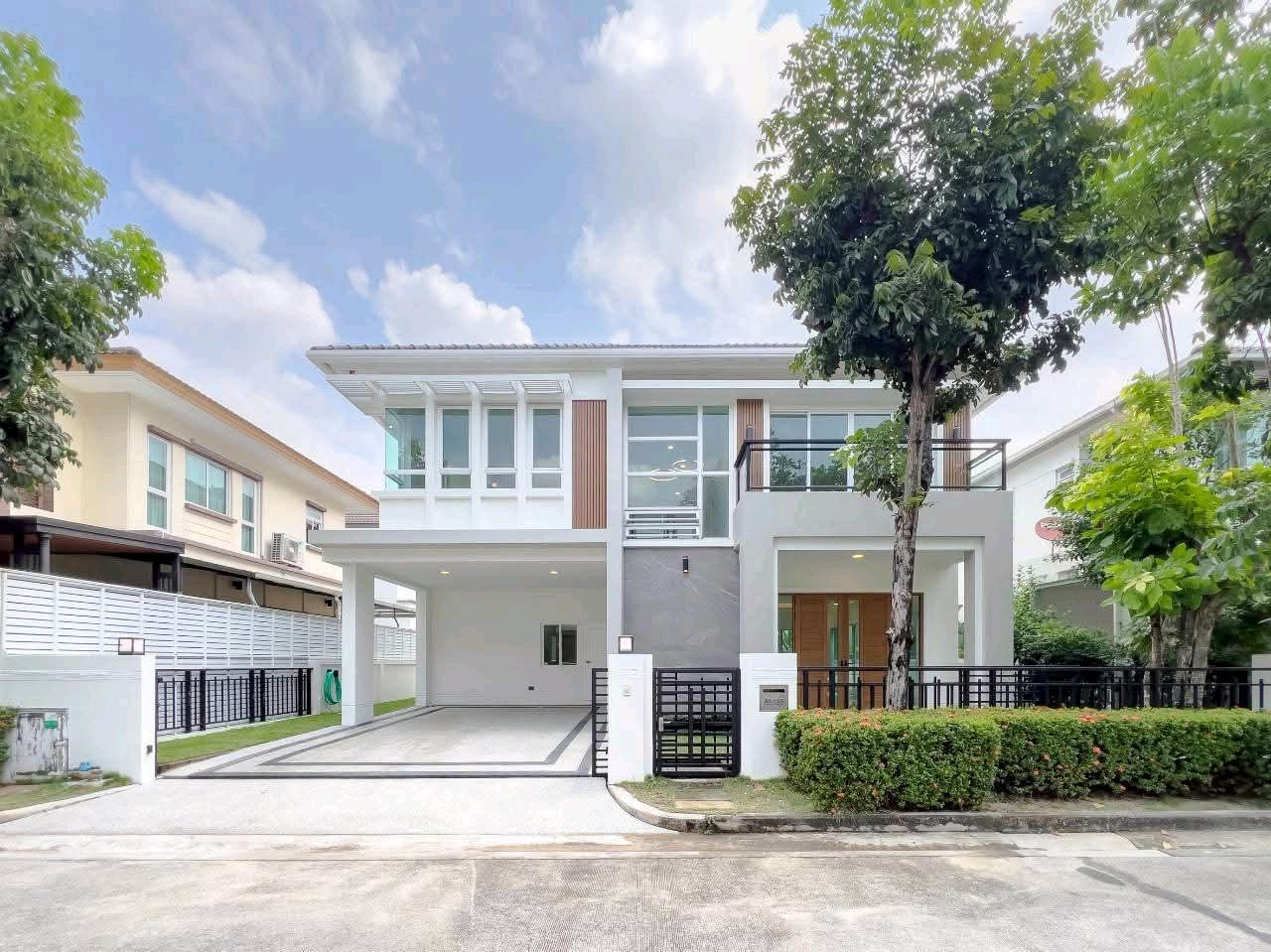 💫ขาย บ้านเดี่ยว Bangkok Boulevard สาทร-ปิ่นเกล้า 1💫
🏡บ้านเดี่ยว 2 ชั้น รีโนเวทใหม่ พร้อมอยู่ ทำเลสาทร-ปิ่นเกล้า เชื่อมต่อราชพฤกษ์และนครอินทร์ได้สะดวก
✨รีโนเวทใหม่ พร้อมอยู่
✨บ้านสภาพสวย โปร่งโล่ง บรรยากาศน่าอยู่
✨ทำเลสาทร-ปิ่นเกล้า เดินทางเข้าเมืองสะด 💫ขาย บ้านเดี่ยว Bangkok Boulevard สาทร-ปิ่นเกล้า 1💫
🏡บ้านเดี่ยว 2 ชั้น รีโนเวทใหม่ พร้อมอยู่ ทำเลสาทร-ปิ่นเกล้า เชื่อมต่อราชพฤกษ์และนครอินทร์ได้สะดวก
✨รีโนเวทใหม่ พร้อมอยู่
✨บ้านสภาพสวย โปร่งโล่ง บรรยากาศน่าอยู่
✨ทำเลสาทร-ปิ่นเกล้า เดินทางเข้าเมืองสะด