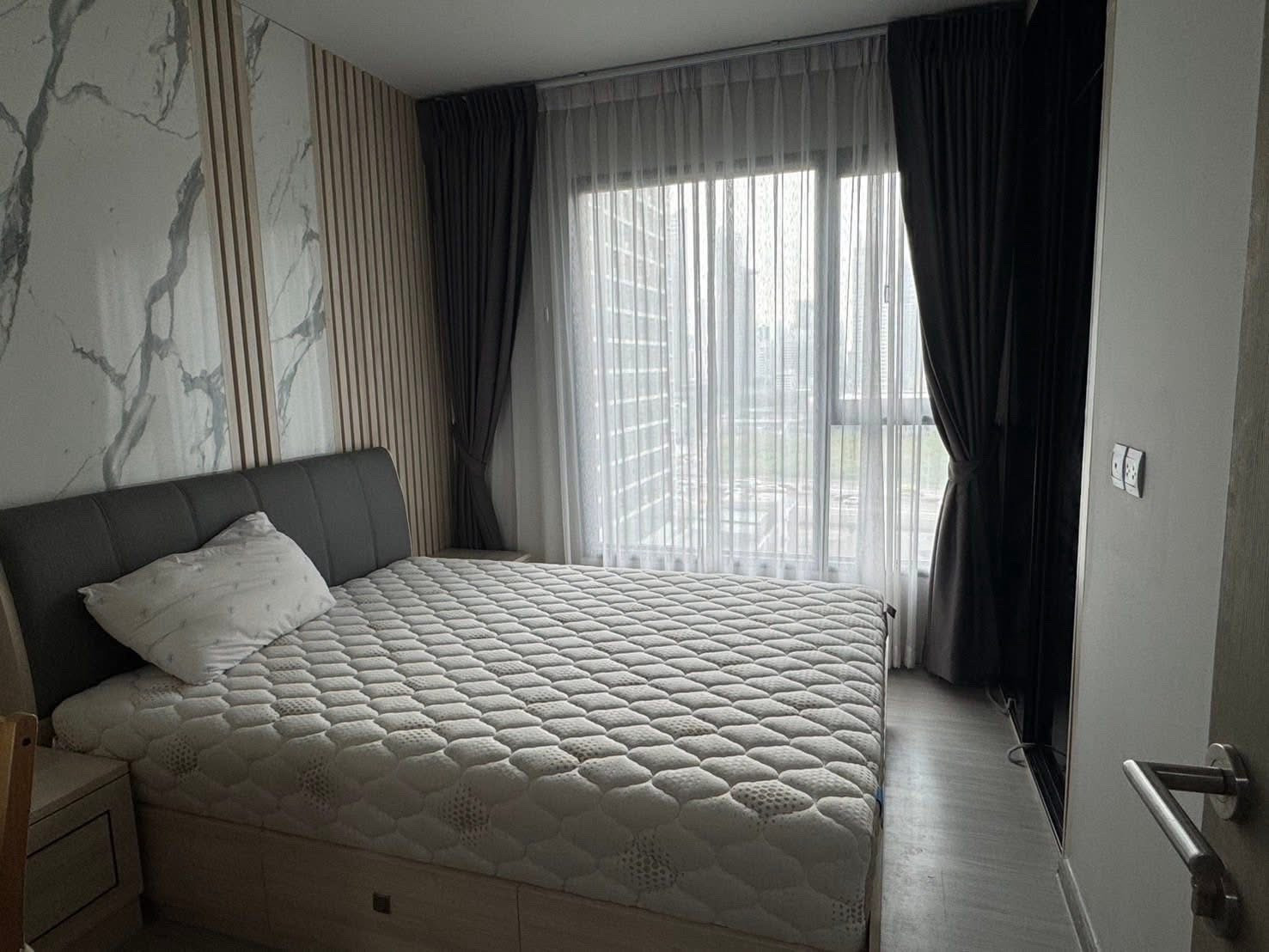 Life Asoke rama 9 /32sqm./ 20,000 Life Asoke rama 9 /32sqm./ 20,000