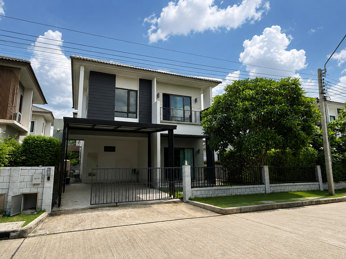 เซนโทร บางนา กม.7 / 3 ห้องนอน (ขาย), Centro Bangna km.7 / 3 Bedrooms (FOR SALE) DA033 เซนโทร บางนา กม.7 / 3 ห้องนอน (ขาย), Centro Bangna km.7 / 3 Bedrooms (FOR SALE) DA033