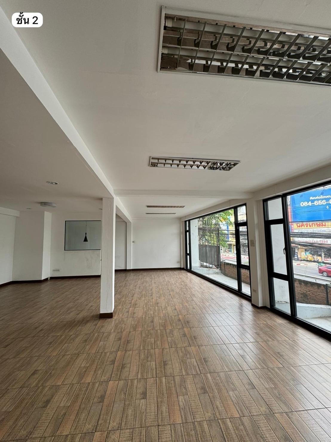 3 Connected Shophouses for Sale - 1 Minute to Phra Khanong BTS – รูปที่ 3