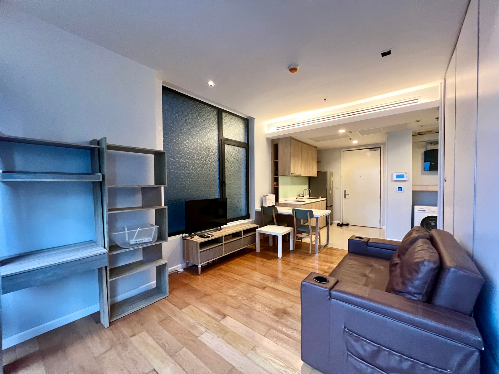 Condo for Rent | Circle 2 Living Prototype | Spacious 1 Bedroom | Fully Furnished | Near MRT Phetchaburi & Airport Rail Link Condo for Rent | Circle 2 Living Prototype | Spacious 1 Bedroom | Fully Furnished | Near MRT Phetchaburi & Airport Rail Link
