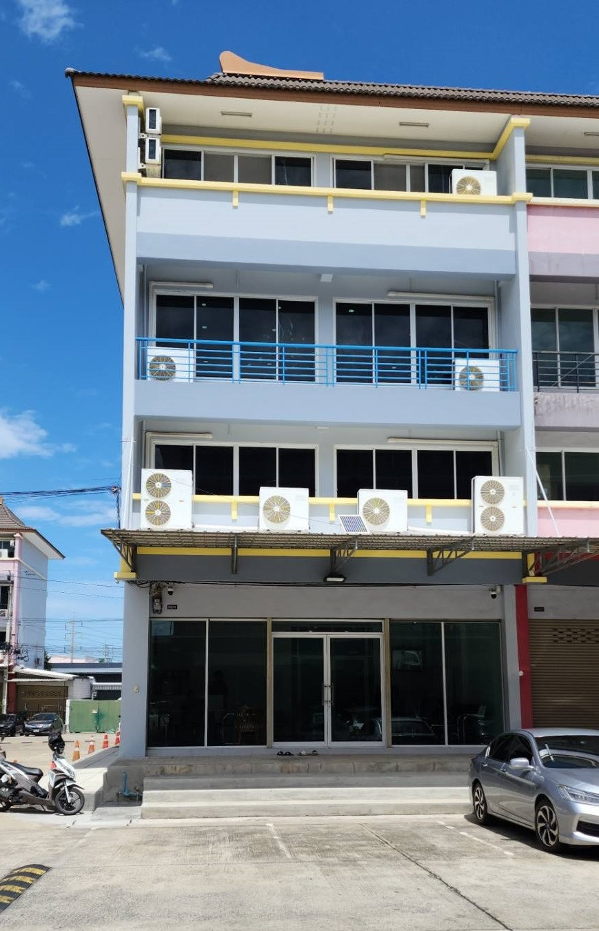 ขายอาคารพาณิชย์ สำเพ็ง 2 สำเพ็ง2 สาทร-กัลปพฤกษ์ สำเพ็ง 2 ซอย 2 หัวมุม ไม่โดนแดด บ้านสวย ราคา 15 ล้านบาท