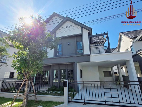 ✨ For Sale : Centro Bangna ✨  💰 Only 18,500,000 THB