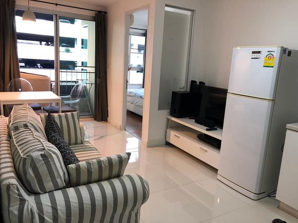 !! Beautiful room for rent, Condo The Clover Thonglor, near BTS Thonglor.
