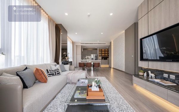 Condo for sale, large size 109.29 sq m (2 bedrooms, 3 bathrooms), premium project. Charoen Krung location, near BTS Saphan Taksin.