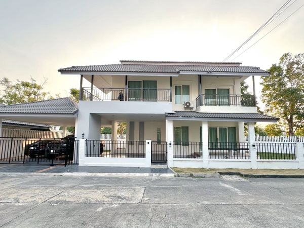 ซื่อตรง โคซี่ บางบัวทอง - 340 / 4 ห้องนอน (ขายพร้อมผู้เช่า), Suetrong Cozy Bangbuathong - 340 / 4 Bedrooms (SALE WITH TENANT) EARK037