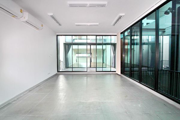 HK0181♛♚Home Office For rent &amp; sale 7 bedrooms⚝Huai Khwang-Meng Chai♜MRT ศูนย์วัฒนธรรม∞099-5919653,065-9423251▚Line@sureresidence