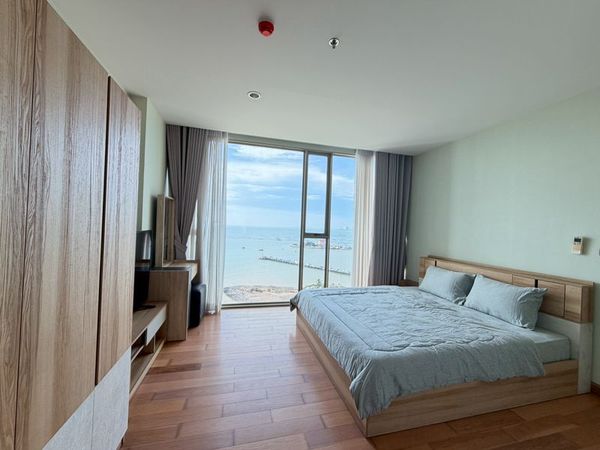 Condo for rent in Sriracha, beachfront, Marina Bayfront, 24th floor, sea view.