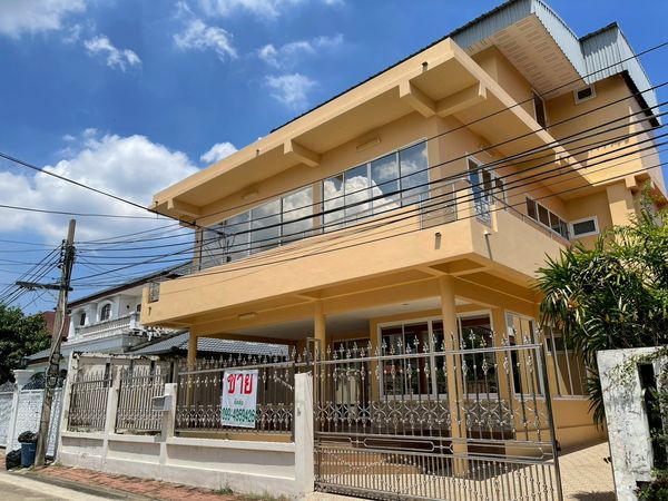 ขายบ้านเดี่ยวสร้างใหม่ 3 ชั้น หมู่บ้านชัยพฤกษ์ รามอินทรา ถนนสุขาภิบาล 5