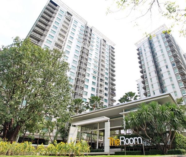 🔥 Hot Deal! The Room Ratchada - Lat Phrao 4.39 million baht 🔥