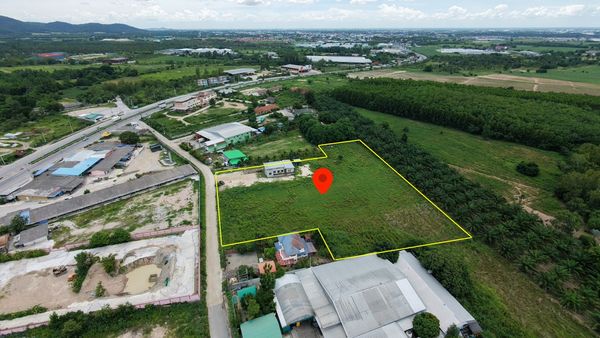 Beautiful land for sale, 30% cheaper than the market, size 5-3-81 rai, near line 3138 Lotus Ban Bueng, great value, suitable for investment.