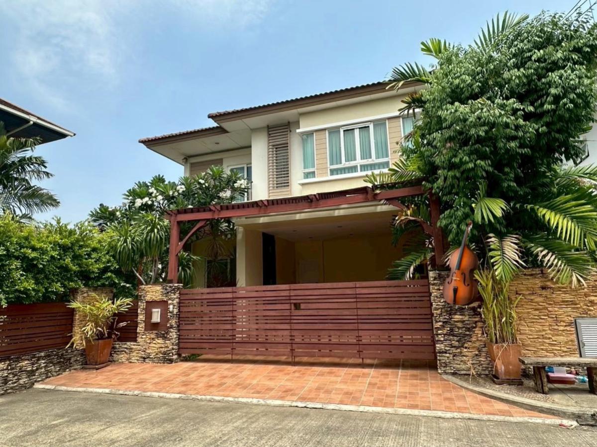 ขายบ้าน สราญสิริ รามอินทรา 2 MRT-วงแหวนตะวันออก บางชัน เขต คลองสามวา กรุงเทพ CX-163144 ขายบ้าน สราญสิริ รามอินทรา 2 MRT-วงแหวนตะวันออก บางชัน เขต คลองสามวา กรุงเทพ CX-163144