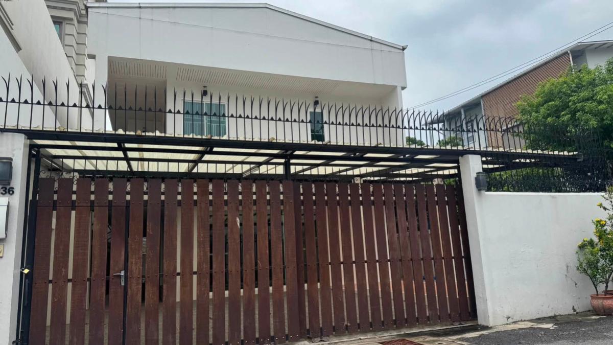 For Sale House , Detached house Sukhumvit65 BTS Ekkamai , newly renovated , BTS-Ekkamai , Bang Chak , Phra Khanong , Bangkok , CX-162132 For Sale House , Detached house Sukhumvit65 BTS Ekkamai , newly renovated , BTS-Ekkamai , Bang Chak , Phra Khanong , Bangkok , CX-162132