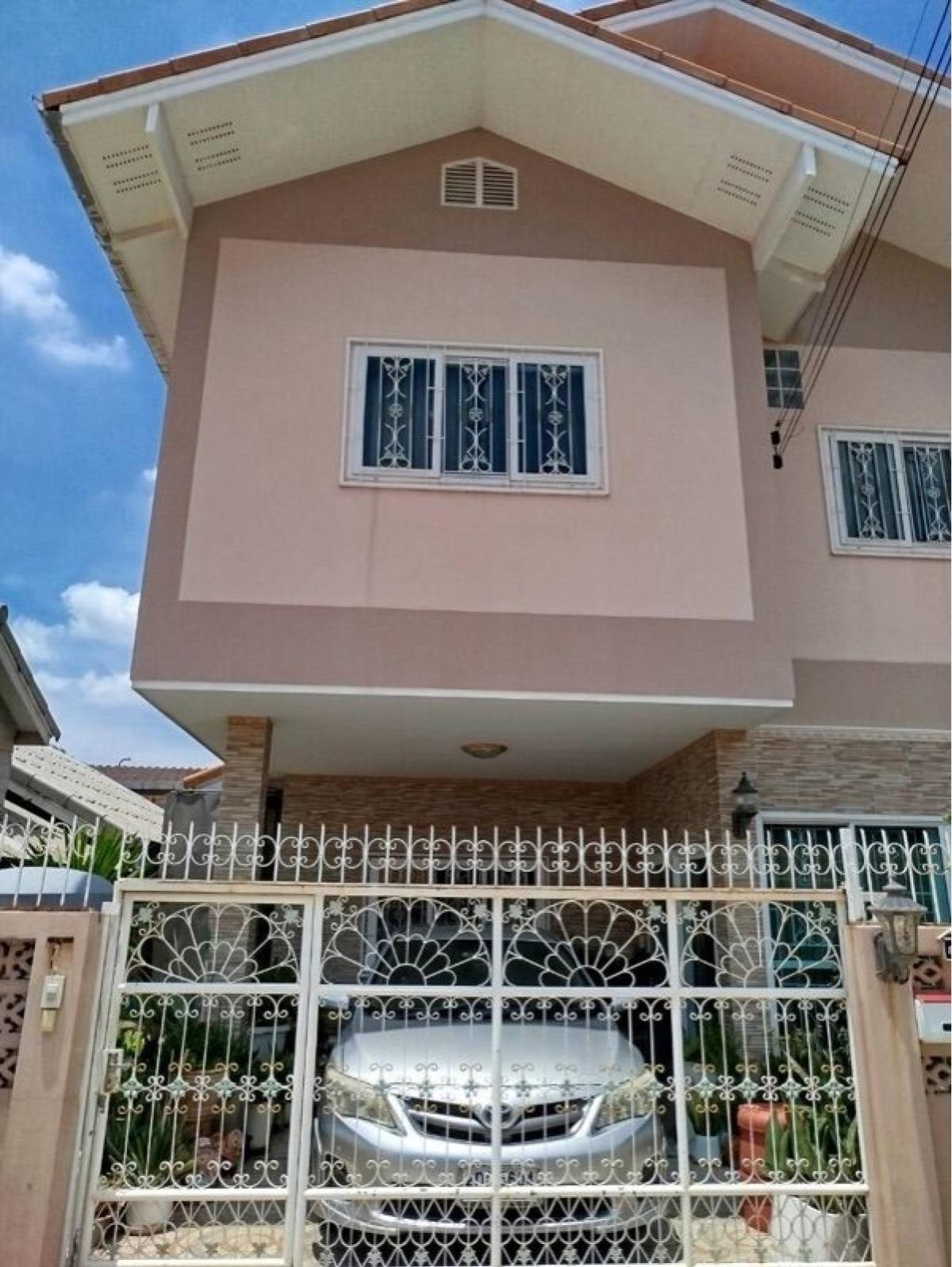 ขายทาวน์เฮ้าส์/ทาวน์โฮม บ้านศิริชัย รามอินทรา 14 ลาดพร้าว เขต ลาดพร้าว กรุงเทพ CX-162231 ขายทาวน์เฮ้าส์/ทาวน์โฮม บ้านศิริชัย รามอินทรา 14 ลาดพร้าว เขต ลาดพร้าว กรุงเทพ CX-162231