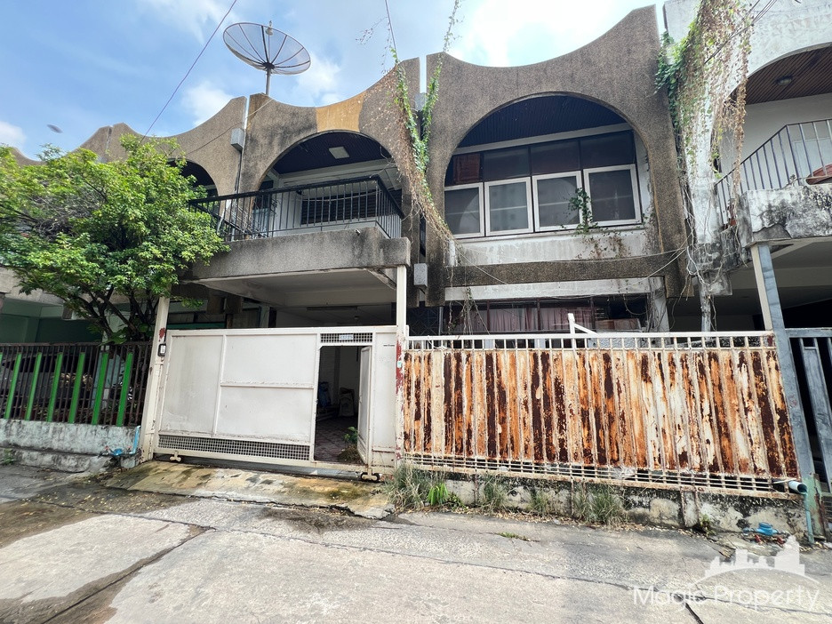 ขายทาวน์เฮาส์ 3 ห้องนอน ใน ซอยเอกมัย 12 ถนนสุขุมวิท 63 (เอกมัย) คลองตันเหนือ เขตวัฒนา กรุงเทพมหานคร