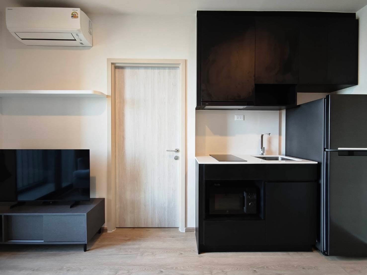 ให้เช่า Nue District R9 Tower N   26 sq.m. Floor 30 th – Luxury Condo in the Heart of New CBD Rama 9 🌟 
