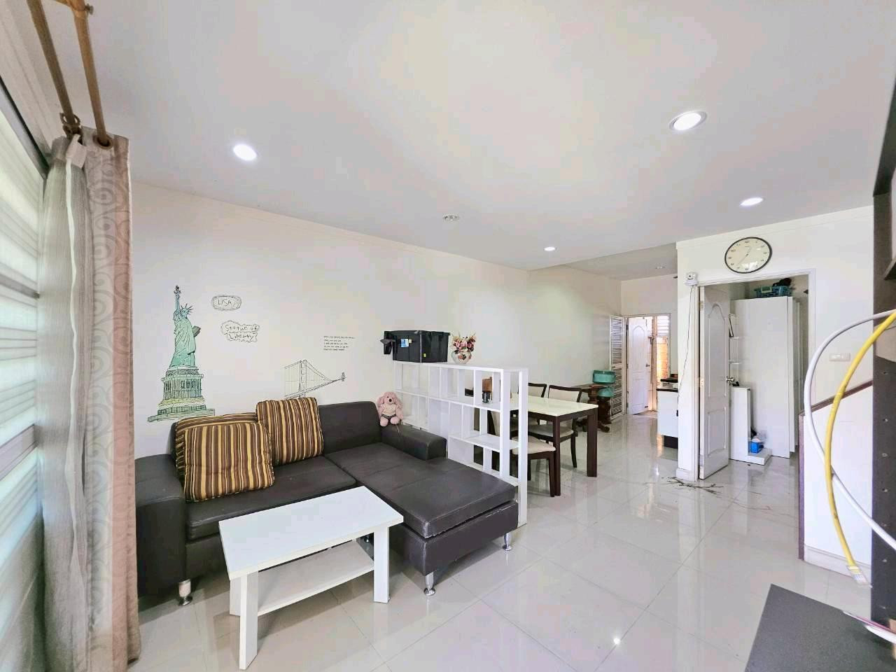 🏡Townhouse for sale, I Leaf Town, Pracha Uthit 90, sold according to condition. – รูปที่ 4