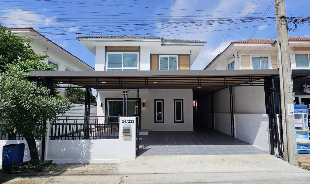 S2989 Single house for sale, Baan Nonthawee Ville 5, Nong Chok Mitmaitri, newly renovated, ready to move in. S2989 Single house for sale, Baan Nonthawee Ville 5, Nong Chok Mitmaitri, newly renovated, ready to move in.