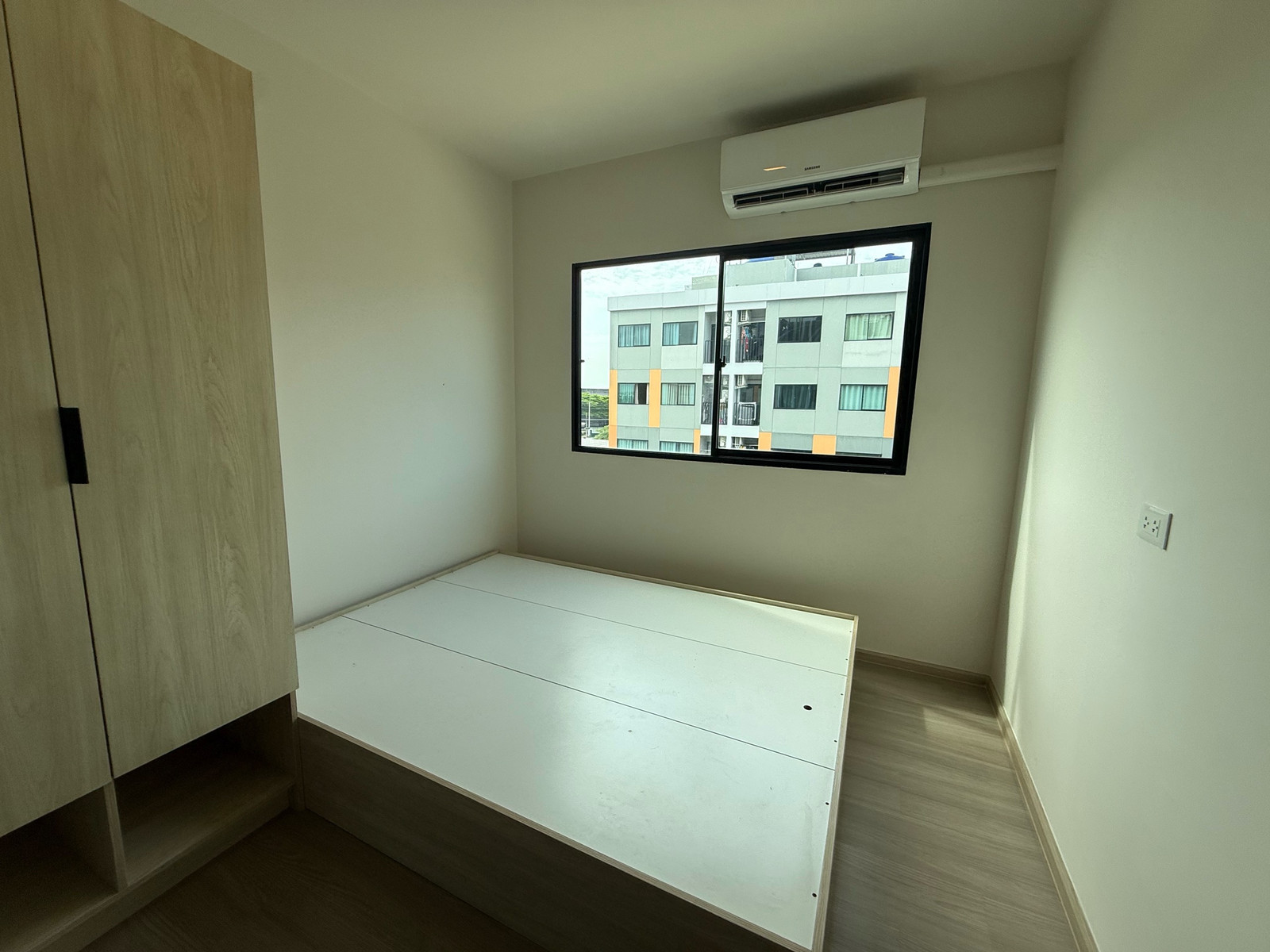 เช่าทำไมเดือนล่ะ4000 ซื้อซิ ผ่อนเดือน2,500 เอาใจสาวโรงงานสุด  – รูปที่ 3
