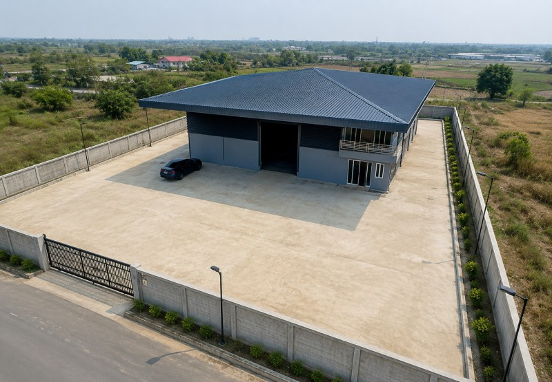 Warehouse and office for rent 7rai land 900sq.m. Near PTT Sali KamnanOng 899m. 2-story office 2 offi Warehouse and office for rent 7rai land 900sq.m. Near PTT Sali KamnanOng 899m. 2-story office 2 offi