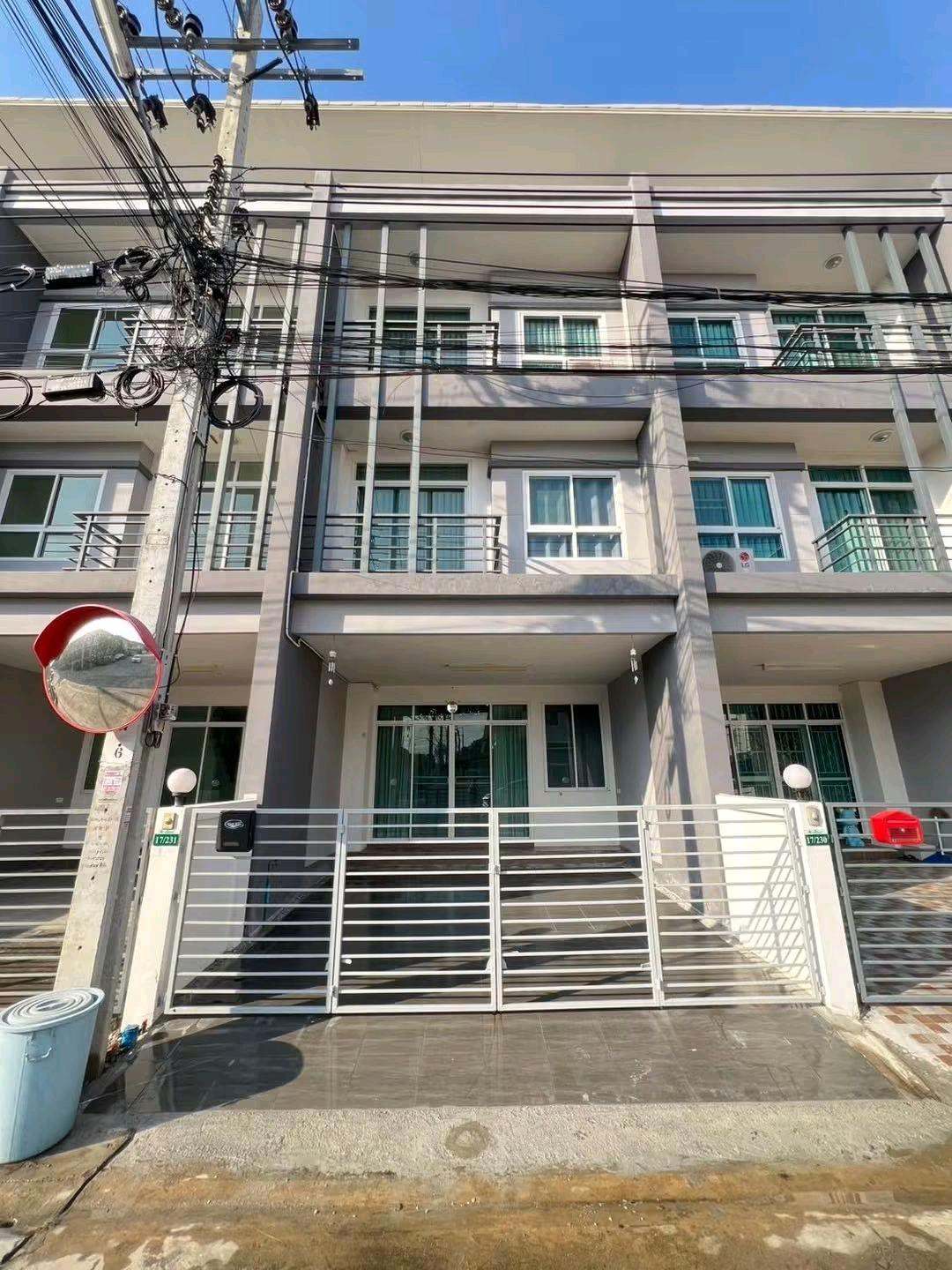 ⭐️ For rent, 3-story townhome, 181 sq m., Ruenrudee 7, Ramintra - Hathairat | Connection points Minburi - Suwinthawong - Khubon - Panya Ramintra - Kanchanaphisek | Fully furnished | 4 rooms | 3 parking spaces – รูปที่ 3