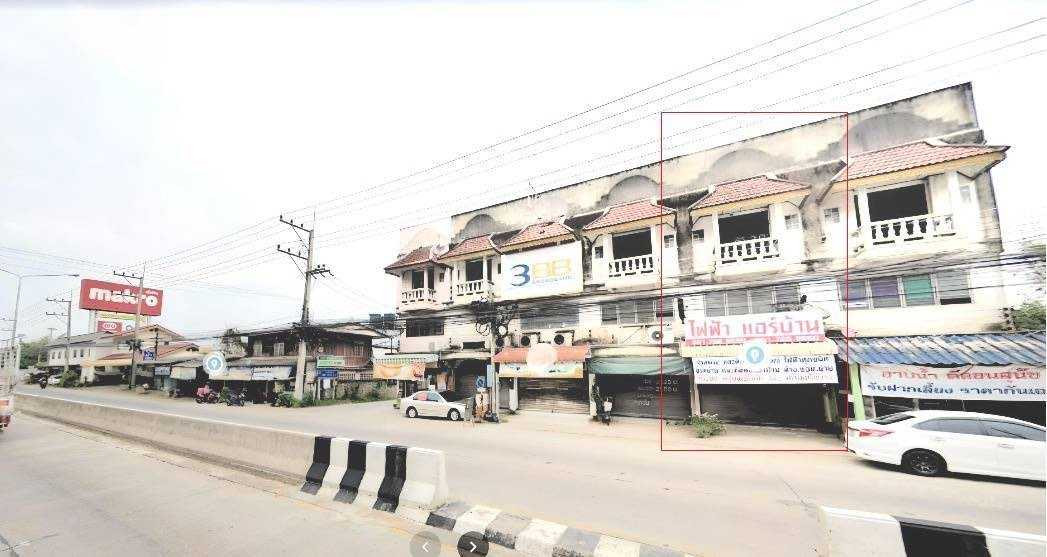 3-story commercial building for sale, Mae Rim zone, Chotana Road, good location.