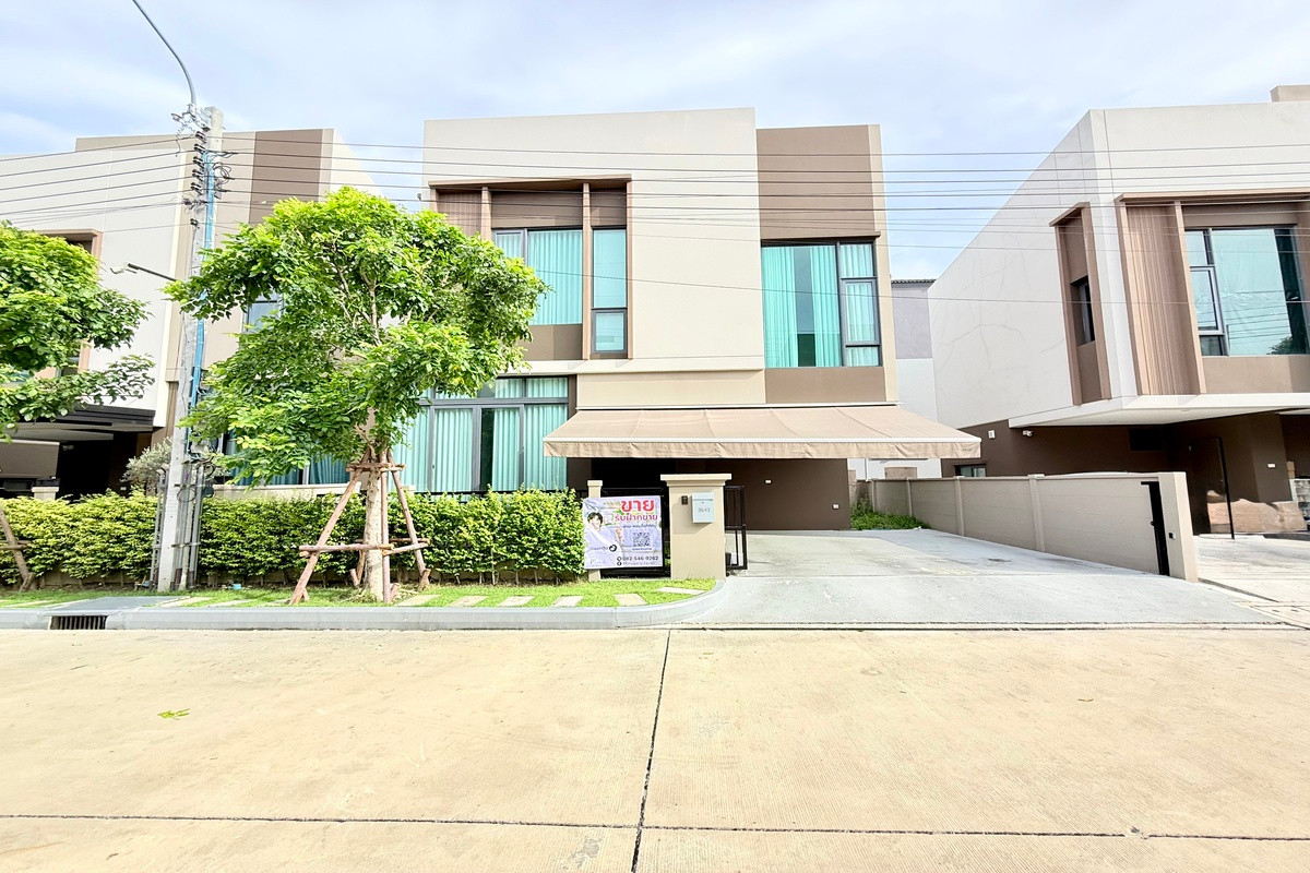 House for sale in Klang Muang, The Edition, Prachachuen, Ngamwongwan, 36 sq m, ceiling height 3 meters. House for sale in Klang Muang, The Edition, Prachachuen, Ngamwongwan, 36 sq m, ceiling height 3 meters.