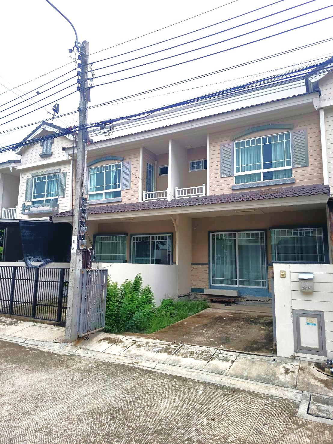 คุ้มกว่าใคร! บ้านถูก! ในหมู่บ้านหรูแพง!! ขาย ทาวน์โฮม หมู่บ้าน Villaggio บางนา(เอแบค) บ้าน Land & Houses เดินทางสะดวก ถ.บางนา-ตราด ใกล้เอแบค บางนา, ม.หัวเฉียว ทางด่วน สุวรรณภูมิ ห้ามพลาด!! – รูปที่ 3