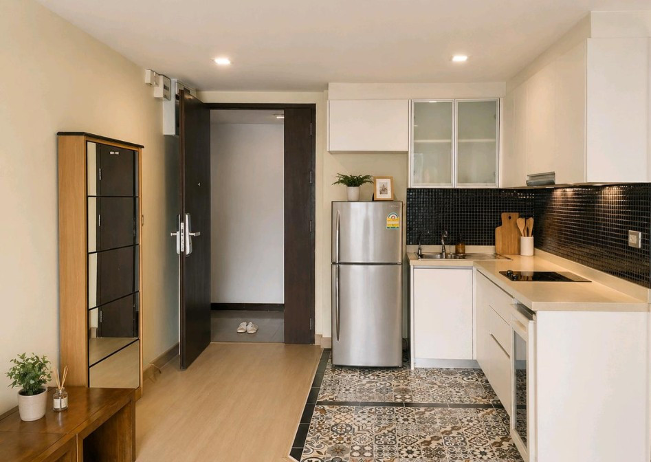 Around 50sqm room, Private residence, only 4x Unit in the Building, Here is your rarest room for rent – รูปที่ 2