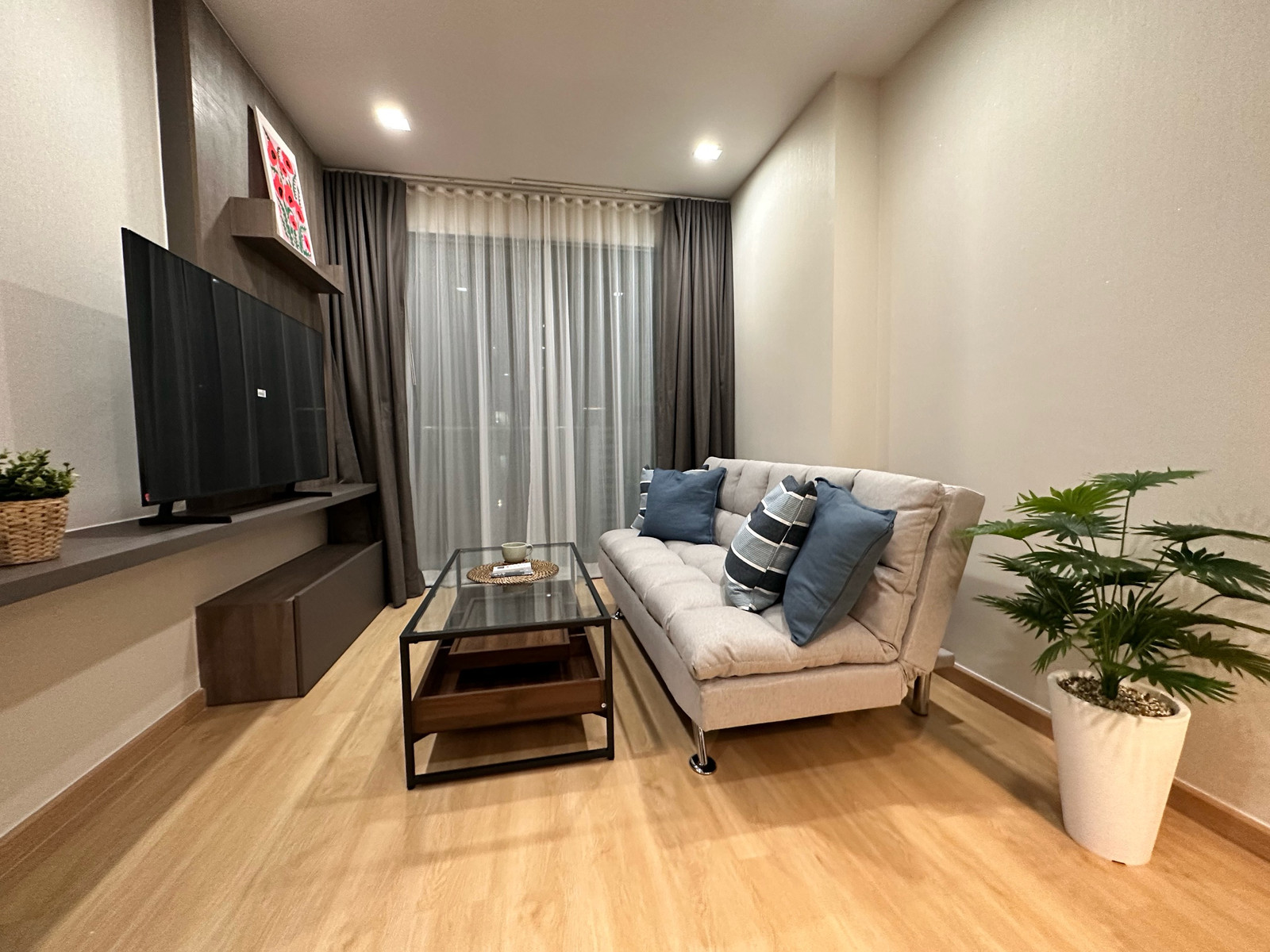 ❤️🔥Hot for rent‼️ Sky walk Condo❣️Ready to Move In‼️Beautiful&Newly renovated❤️🔥2 bedroom💰35,000 ❤️🔥Hot for rent‼️ Sky walk Condo❣️Ready to Move In‼️Beautiful&Newly renovated❤️🔥2 bedroom💰35,000