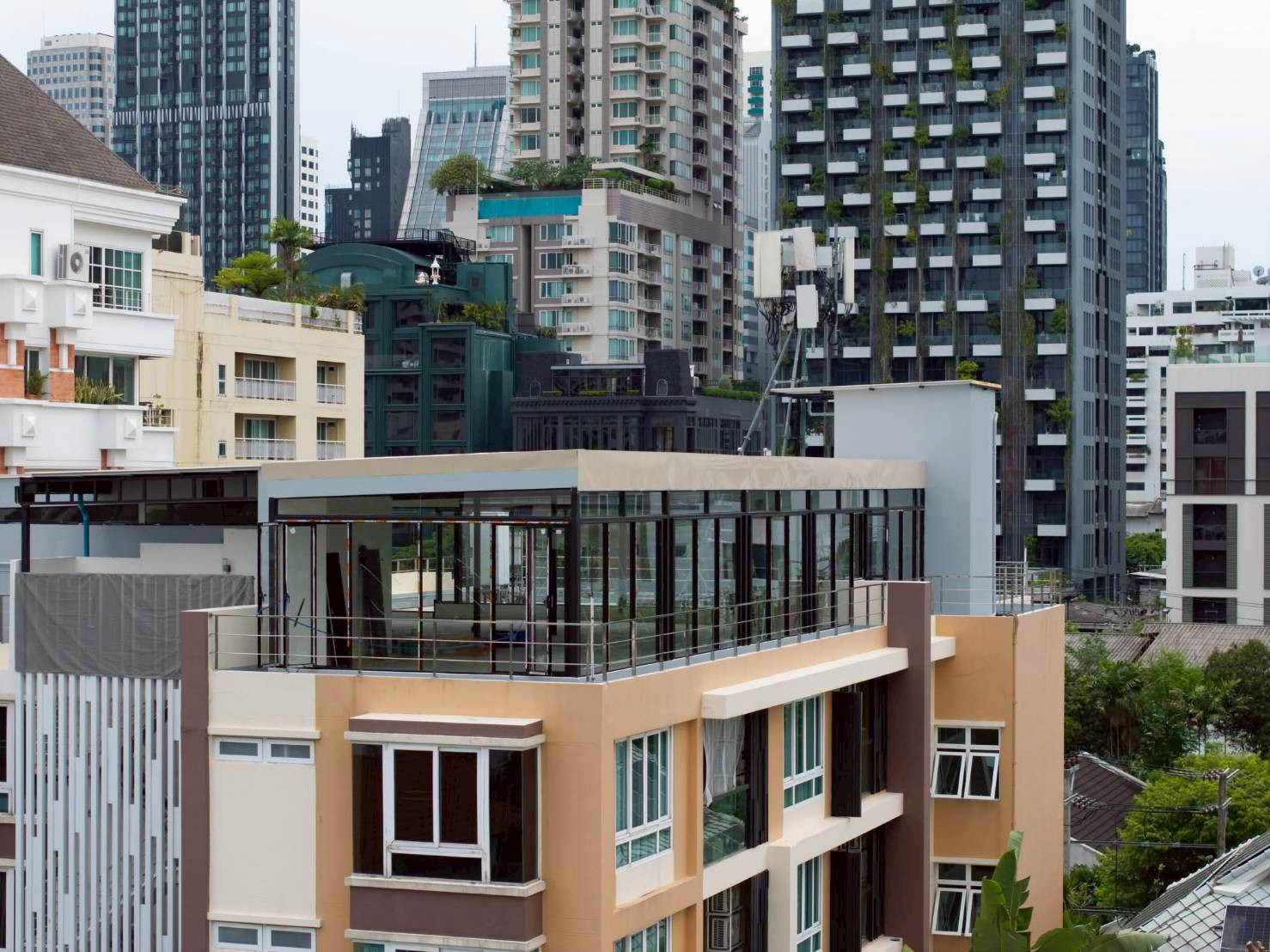 ให้เช่าพื้นที่ Rooftop สุขุมวิท 33 (พร้อมพงษ์ / อโศก) วิวเมือง สวยมาก พื้นที่หายากใจกลางสุขุมวิท (N.2230) ให้เช่าพื้นที่ Rooftop สุขุมวิท 33 (พร้อมพงษ์ / อโศก) วิวเมือง สวยมาก พื้นที่หายากใจกลางสุขุมวิท (N.2230)